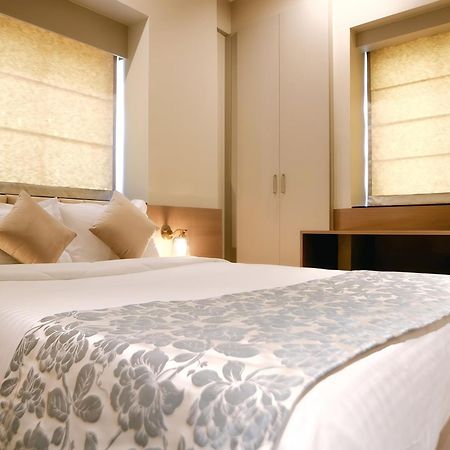 The Falcon Inn Mumbai Luaran gambar